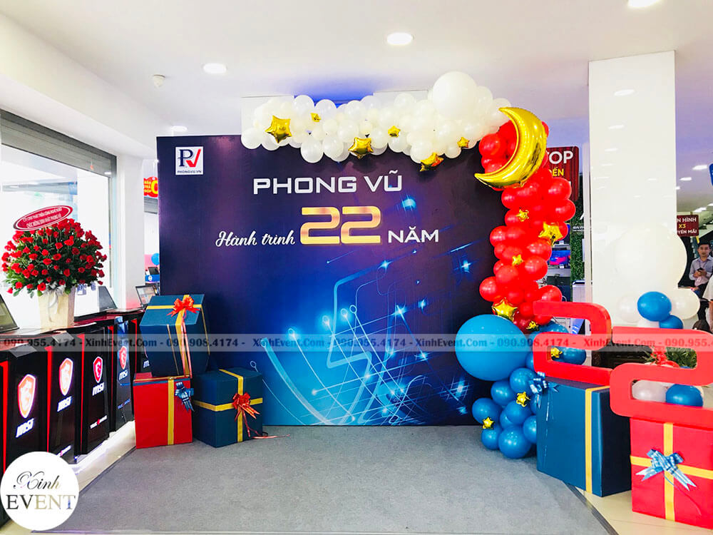 Trang trí ngày kỷ niệm 22 năm thành lập tại Phong Vũ