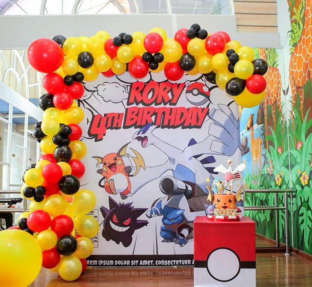 Trang trí sinh nhật trọn gói bàn quà pokemon XV466