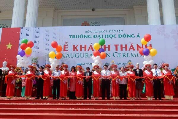 Backdrop khánh thành Đại Học Đông Á