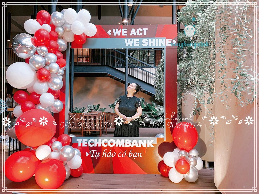Trang trí sinh nhật ngân hàng Techcombank lần thứ 15  vuatrangtrivn